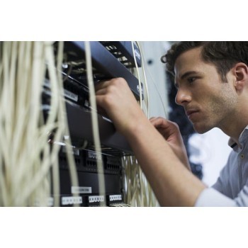 全面电脑维修与IT服务解决方案 从网络监控到系统重装